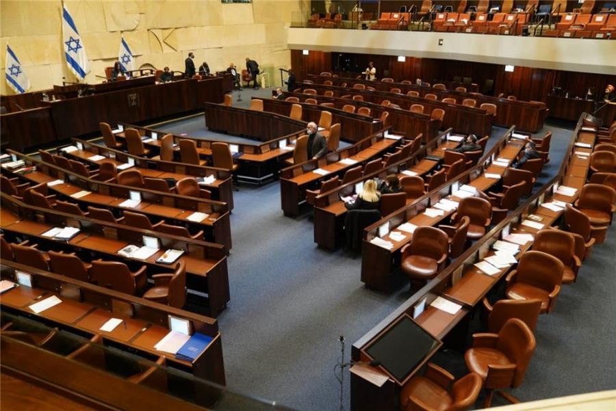 الهيئة العامة للكنيست تصادق نهائيا على اقتراح قانون يقضي بإغلاق مطار بن غوريون والمعابر البرية